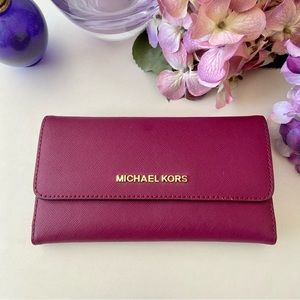 Michael Kors Jet Set Trifold Wallet